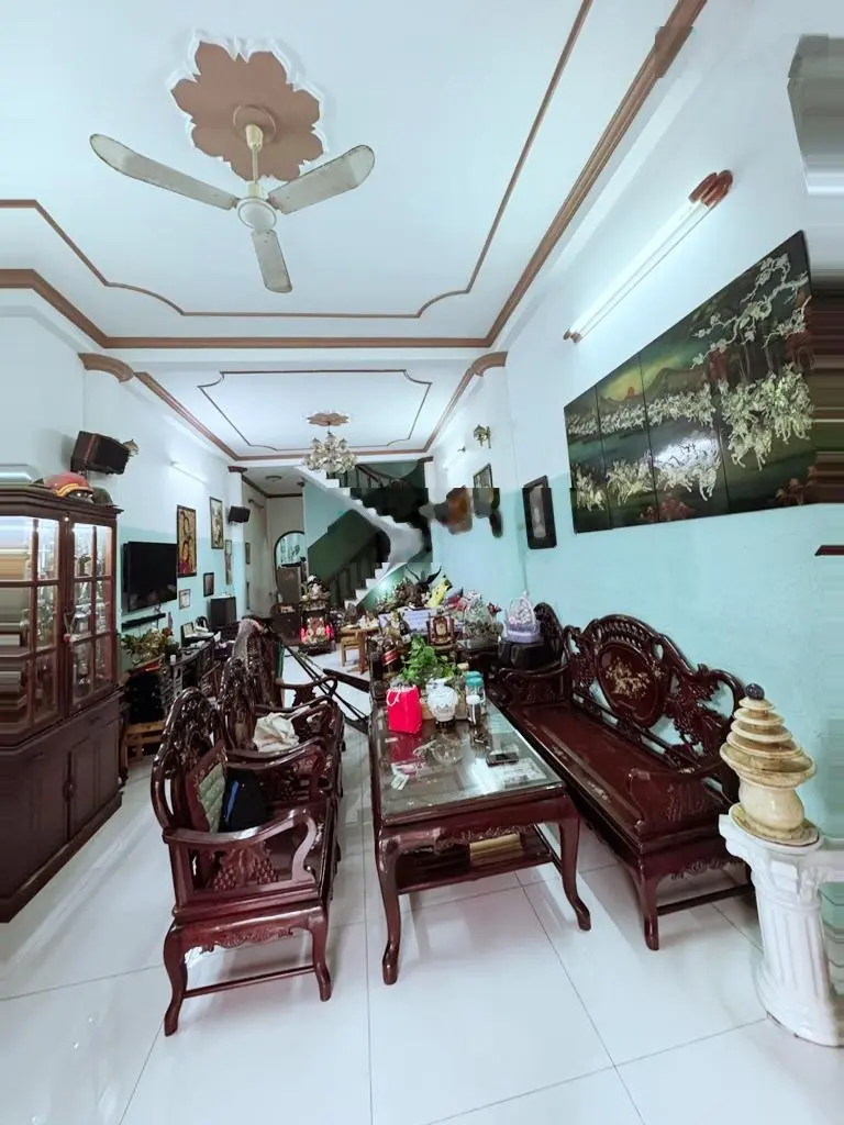 * mặt tiền khu tên lửa quận bình tân _ kết cấu 4 tầng _4,6 x21 _chỉ nhĩnh 8 tỷ