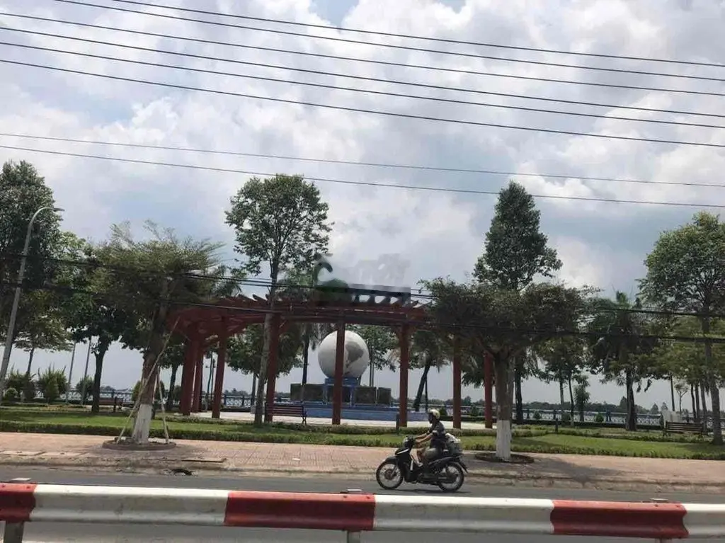 bán đất mặt tiền p9 tp vĩnh long