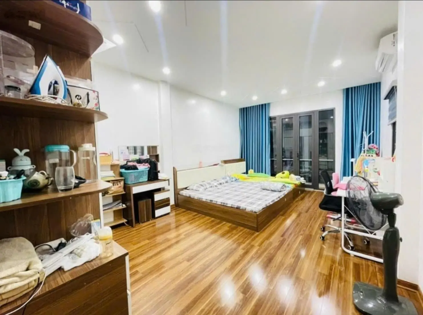 Phố Thanh Nhàn 47m2, 5 tầng, gần phố, cách 50m ra đường ô tô