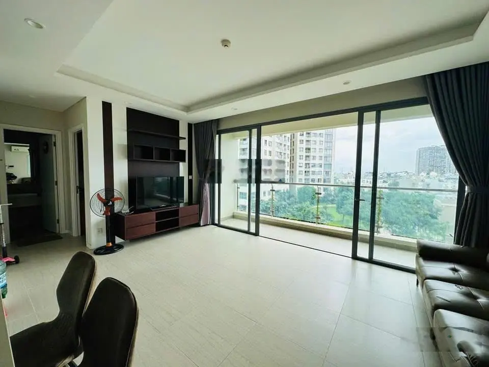 Chuyển nhượng căn hộ 2PN hướng mát giá tốt Đảo Kim Cương Quận 2