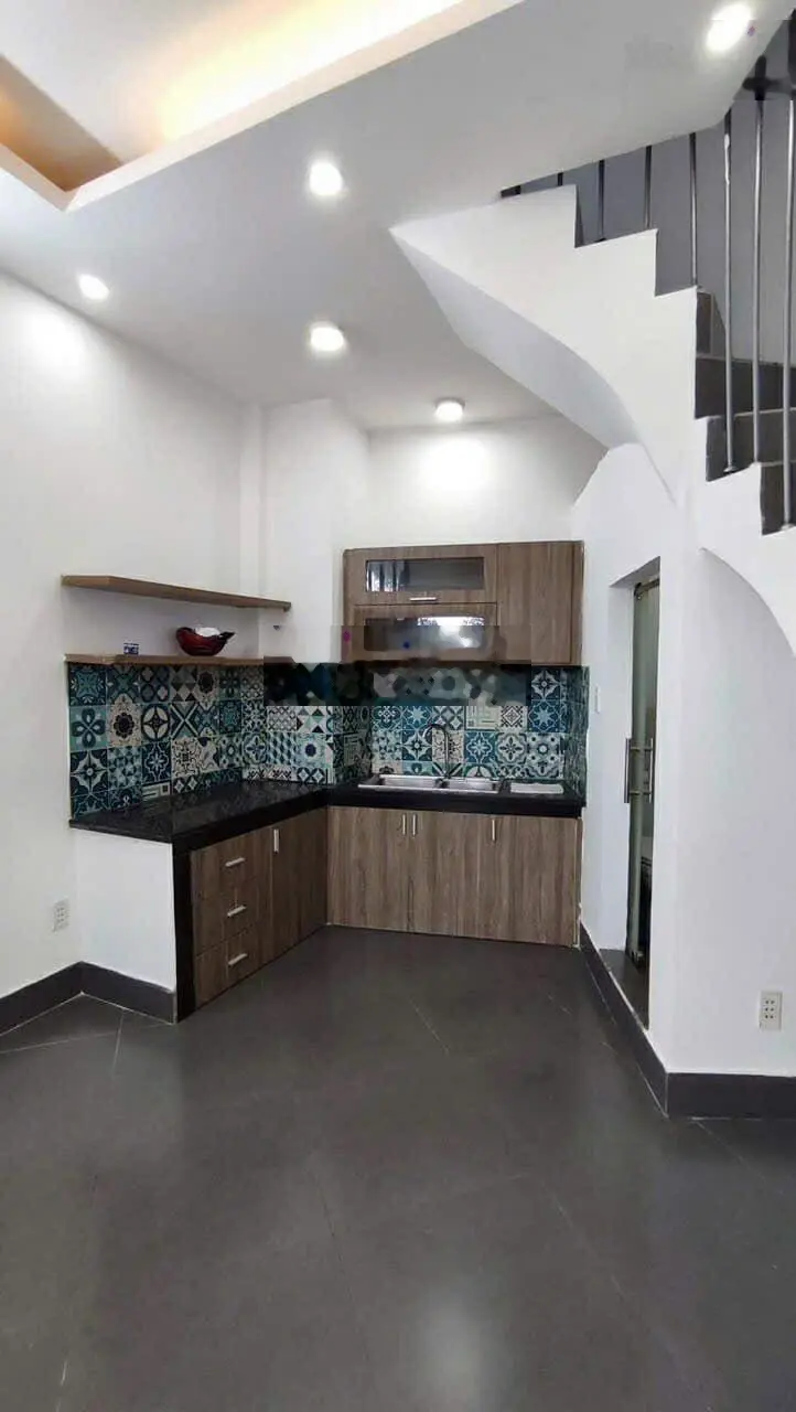 Bán nhà riêng 2 tầng, hẻm 6m Tôn Thất Thuyết, P16, Q4 (76/OTư)