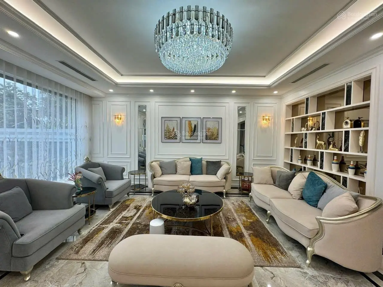 Biệt thự siêu Vip mặt hồ Tulip 7 đông nam hoàn thiện đẹp chỉ việc ở