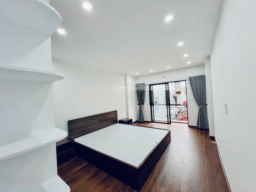 Bán nhà Đường Quan Nhân Siêu Phẩm 6 Tầng Thang Máy 10M Ra Đường Ô Tô Tránh Diện Tích 40m2 Cực Đẹp
