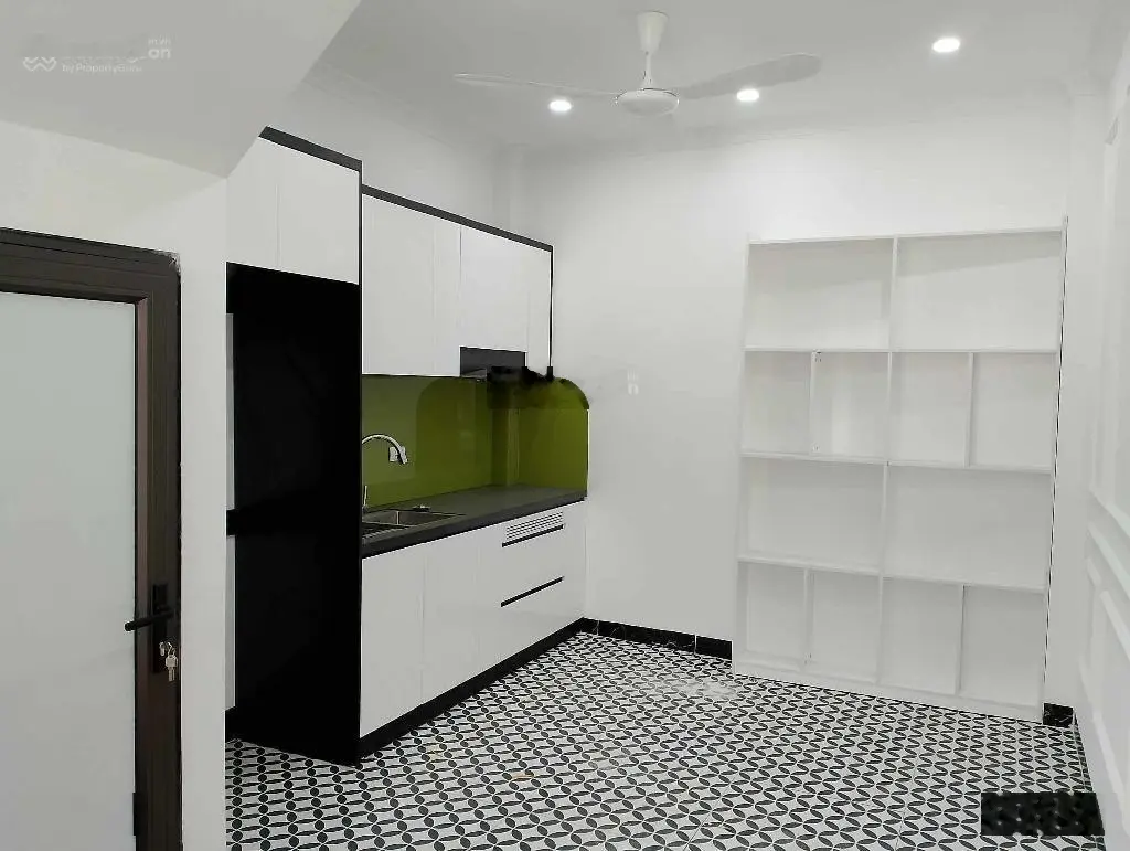 Bán nhà mới cạnh bến xe Yên Nghĩa - Ô tô đỗ cửa - kinh doanh - sát QL4 mở rộng - Full công năng