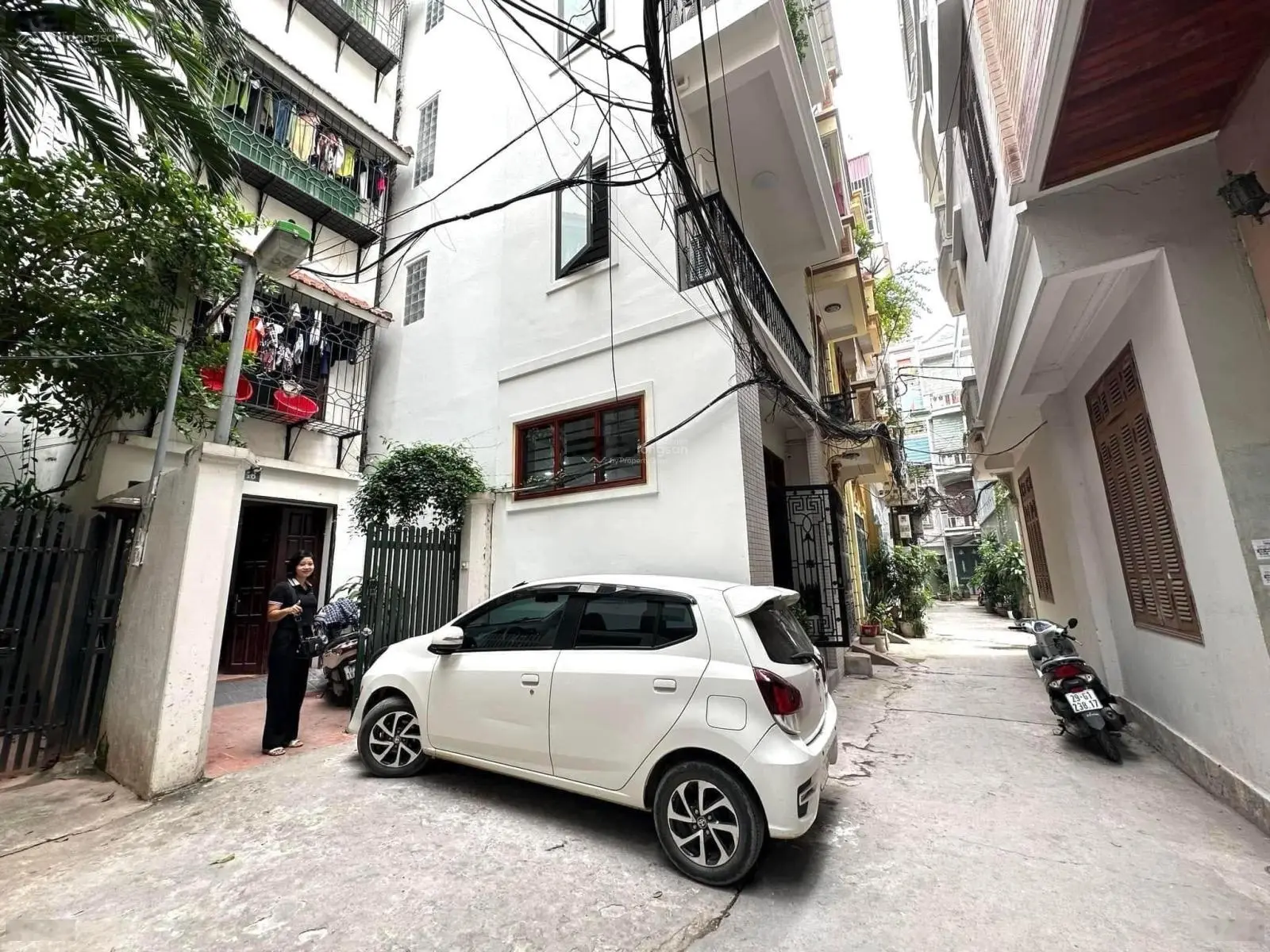 Nhà 7 tầng thang máy T1 để 3 ô tô nhiều xe máy. 11 căn chung cư mini dòng tiền 70 triệu/tháng