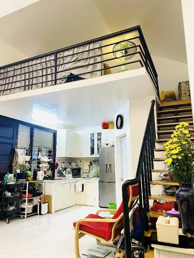 Bán nhà phố Ngọc Thụy Long Biên. DT 110m MT 7.5m ô tô tránh - biệt thự nhỏ sân vườn - nướng BBQ