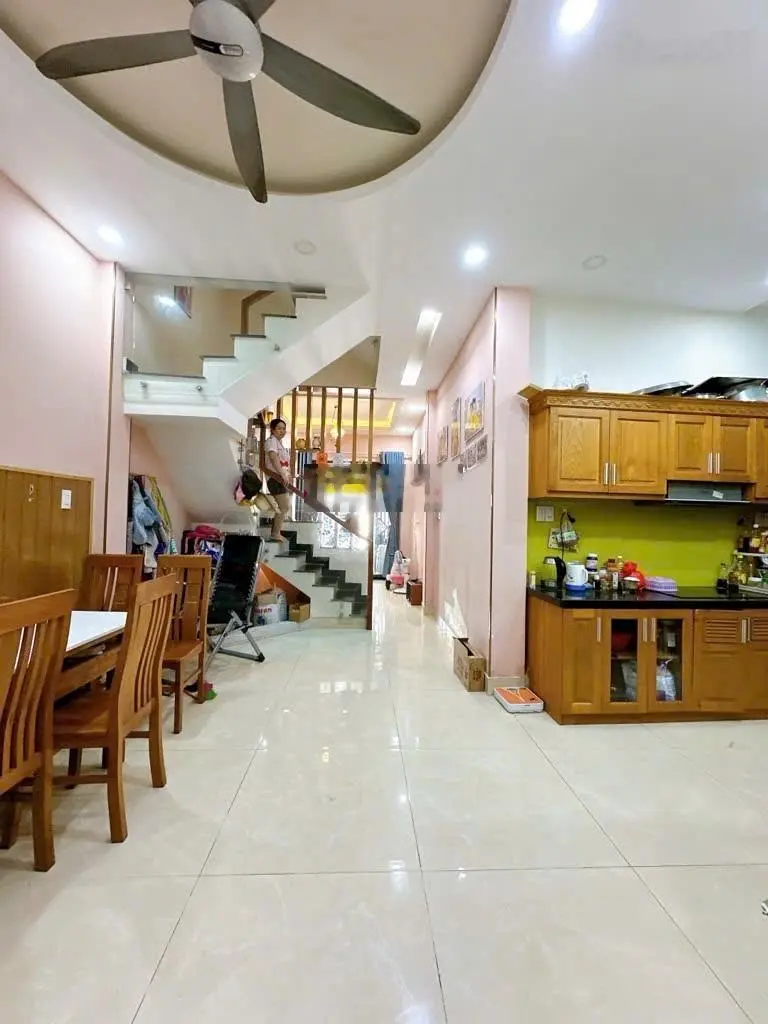 Bán nhà đường tôn đản, 156m2, gần cầu khánh hội, quận 4, nhỉnh 5 tỷ