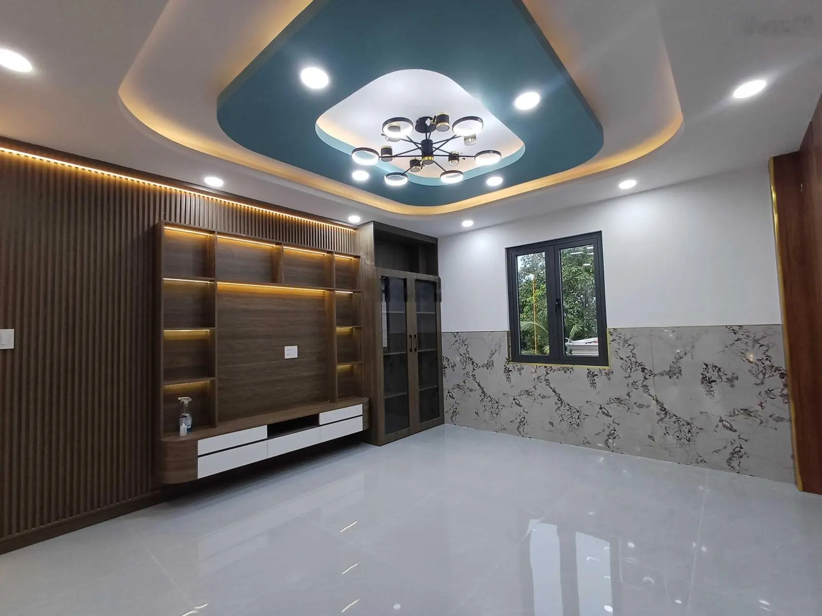 5.6 tỷ - nhà 1 trệt 1 lửng 3 lầu - Khu phân lô dự án - Thạnh Lộc 43 - phường Thạnh Lộc - Q12 - HCM