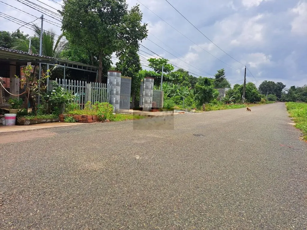 VỞ NỢ BÁN GẤP LÔ GÓC 1675M2 SHR NGAY THỊ XÃ SÁT CHỢ DÂN ĐÔNG GIÁ 290TR