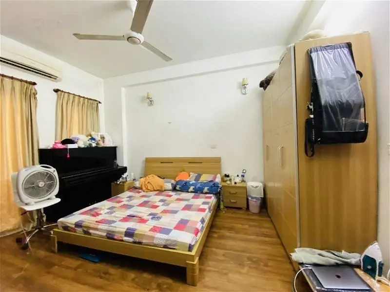 Bán nhà tôn đức thắng- đống đa ,nhà hiếmô tô tránh ngõ thông, 2 thoáng 90m2/4t/5mmt 18.9tỷ tl