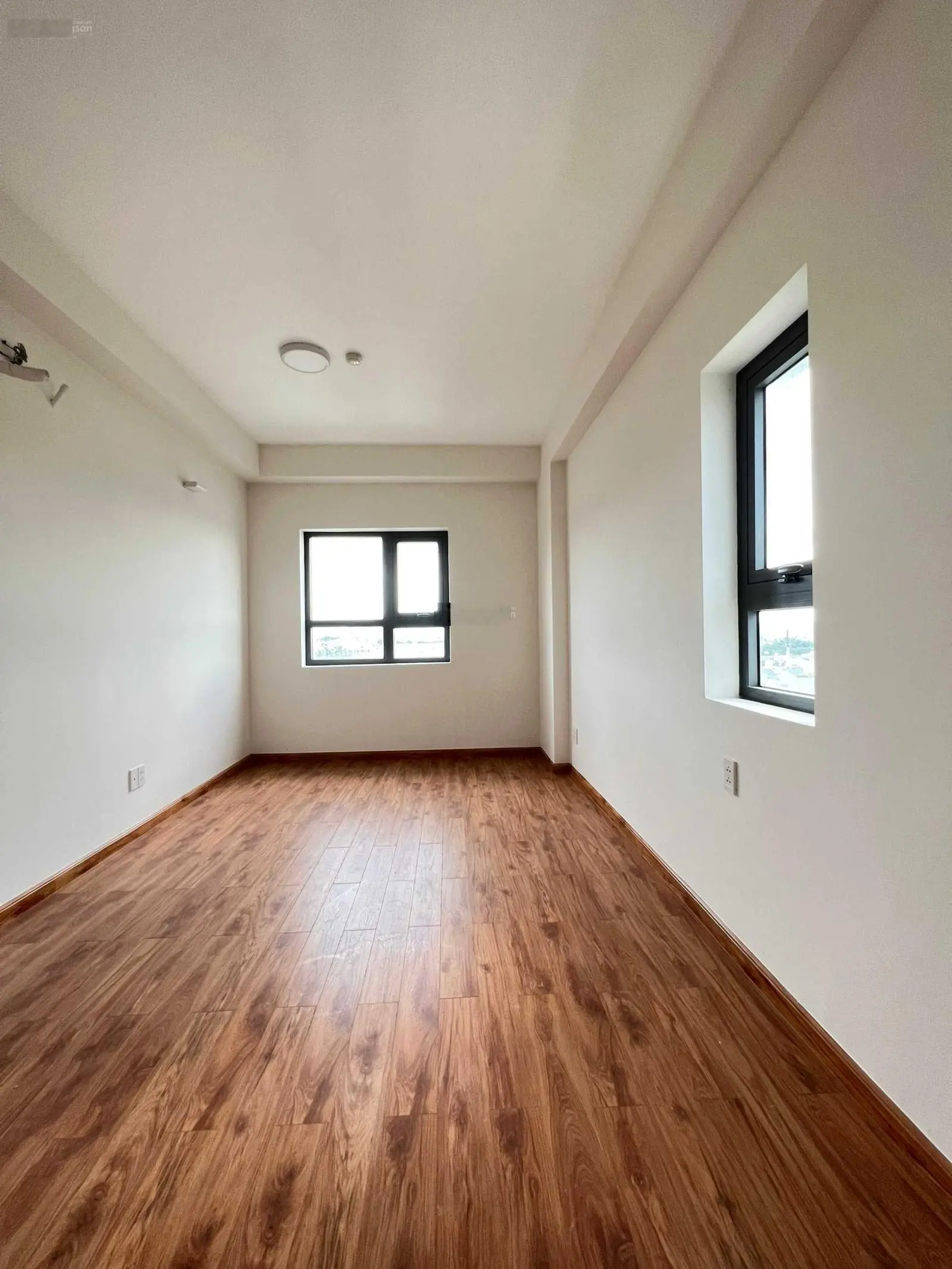 Bán gấp căn hộ Fresca Riverside tầng 16, diện tích 70m2 (2pn, 2wc) - Sổ hồng riềng - Gía 2.3 tỷ