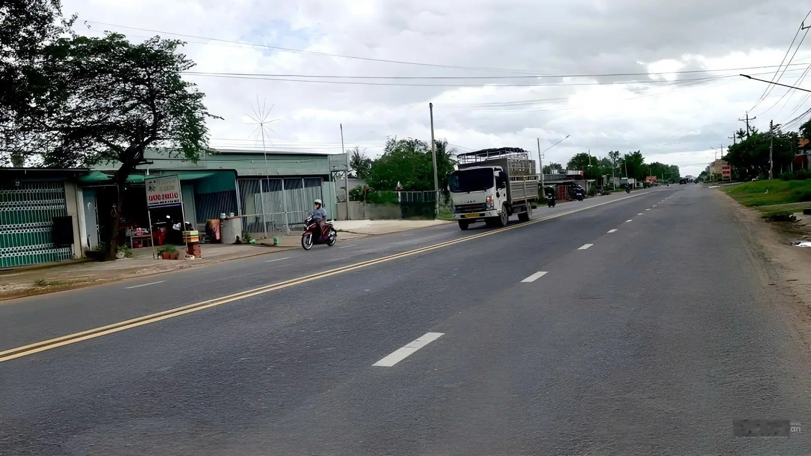 Chính chủ kẹt : Mặt tiền đường QL 30M - 560Tr- Trung tâm Châu Thành - Tây Ninh. Khu vực cực sầm uất
