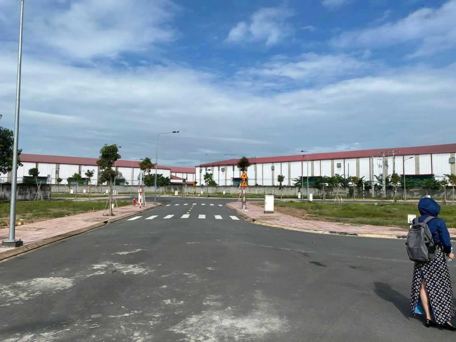 Đất nền siêu đẹp cho quý khách hàng đầu tư không phải lo nghĩ về đường sá dân cư 180m2