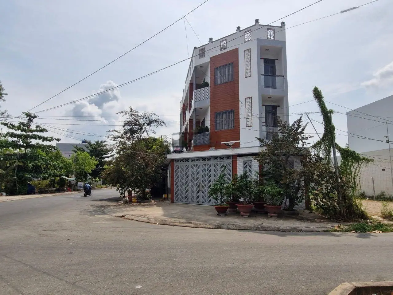 Siêu phẩm, 108m2 thổ cư, kế lô góc, MT đường đôi 20m, cạnh 2 công viên trung tâm KDC Đặng Huỳnh