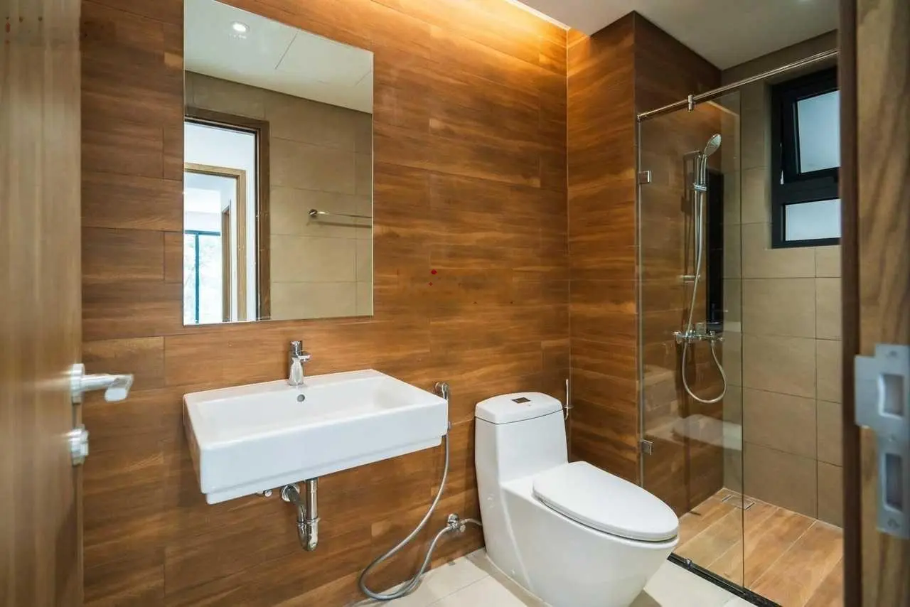 Cần bán căn hộ Diamond Alnata Plus 85m2 2PN 2WC Celadon. View đại lộ. Giá 5.2 tỷ (102%), hướng ĐN