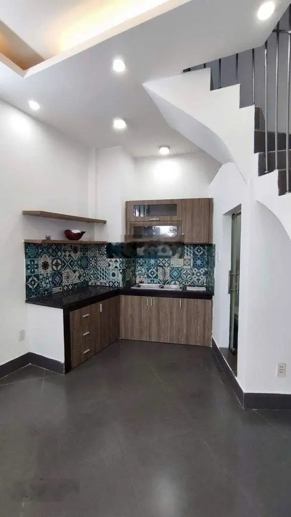 [QUẬN 4] Bán nhà hẻm 6m, Tôn Thất Thuyết, 2 tầng, SHR, hoàn công, giá thương lượng