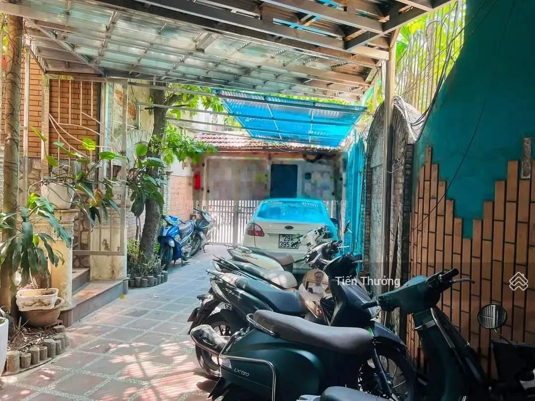 Mặt phố Hoàng Ngân 222m2 x 5 tầng- phường Trung Hòa,quận Cầu Giấy.Giá bán 220 triệu/m2!