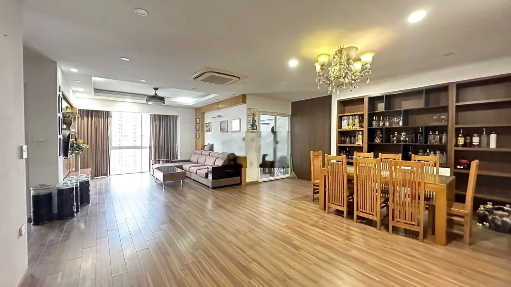 Cần bán căn hộ chung cư FLC Landmark 159m2, full nội thất view đẹp