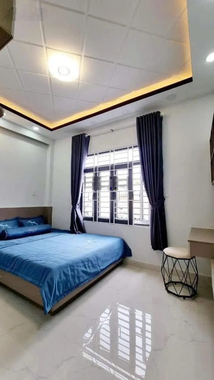 Dọn về quê sinh sống bán nhà Hẻm xe hơi Nhất Chi Mai Tân Bình. Giá chỉ 3tỷ9, diện tích 58m2