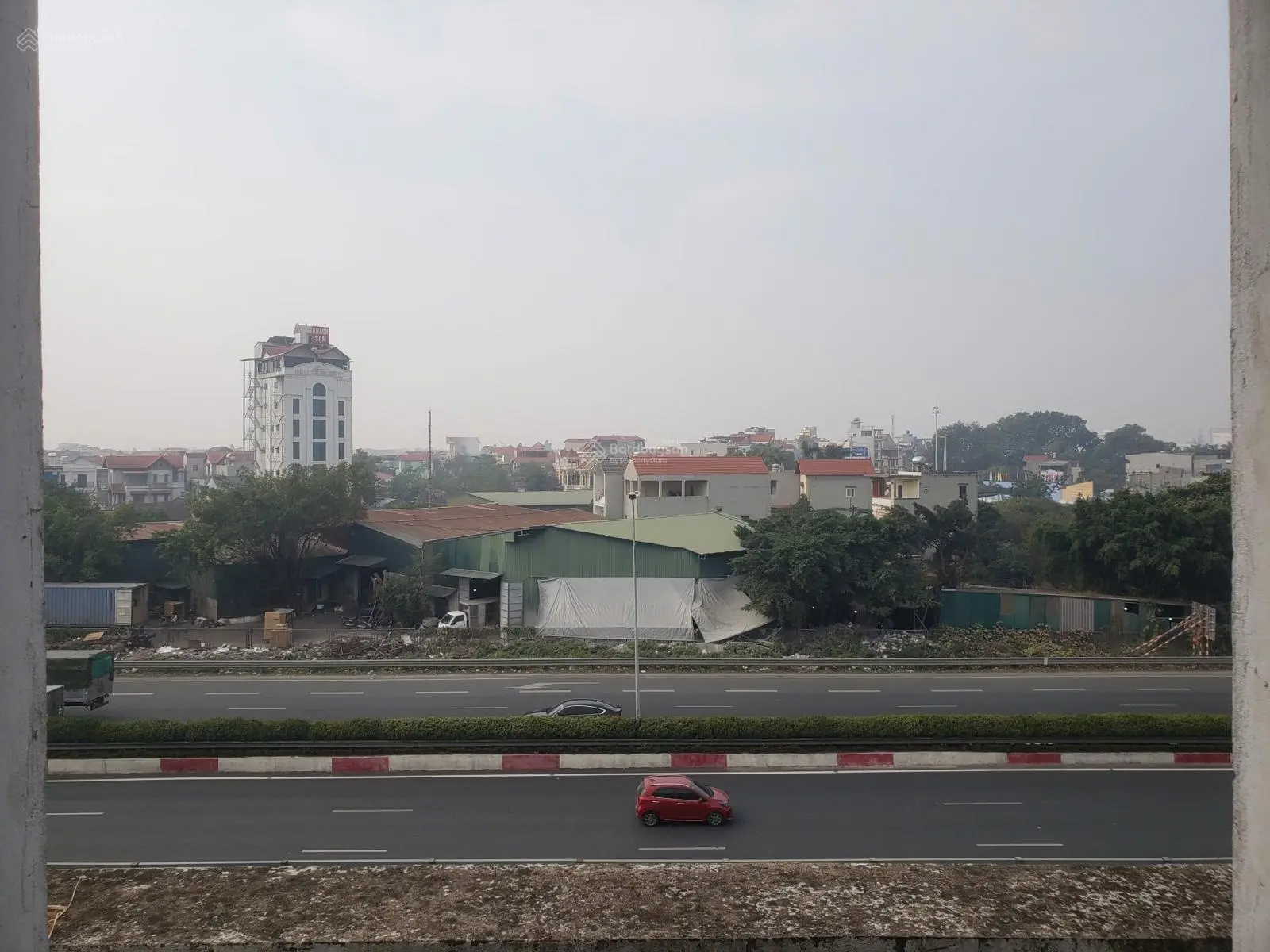 Hàng hiếm nhà phố chợ Liên Phương, hai thoáng, mặt đường siêu to, 50m2x5T, 3.2 tỷ có thương lượng