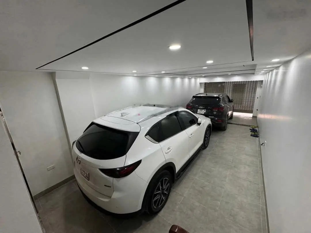Bán gấp nhà riêng 7 tầng thang máy ô tô tránh kinh doanh tốt Phố Trạm, 16,79 tỷ, 56 m2, mặt tiền 4m