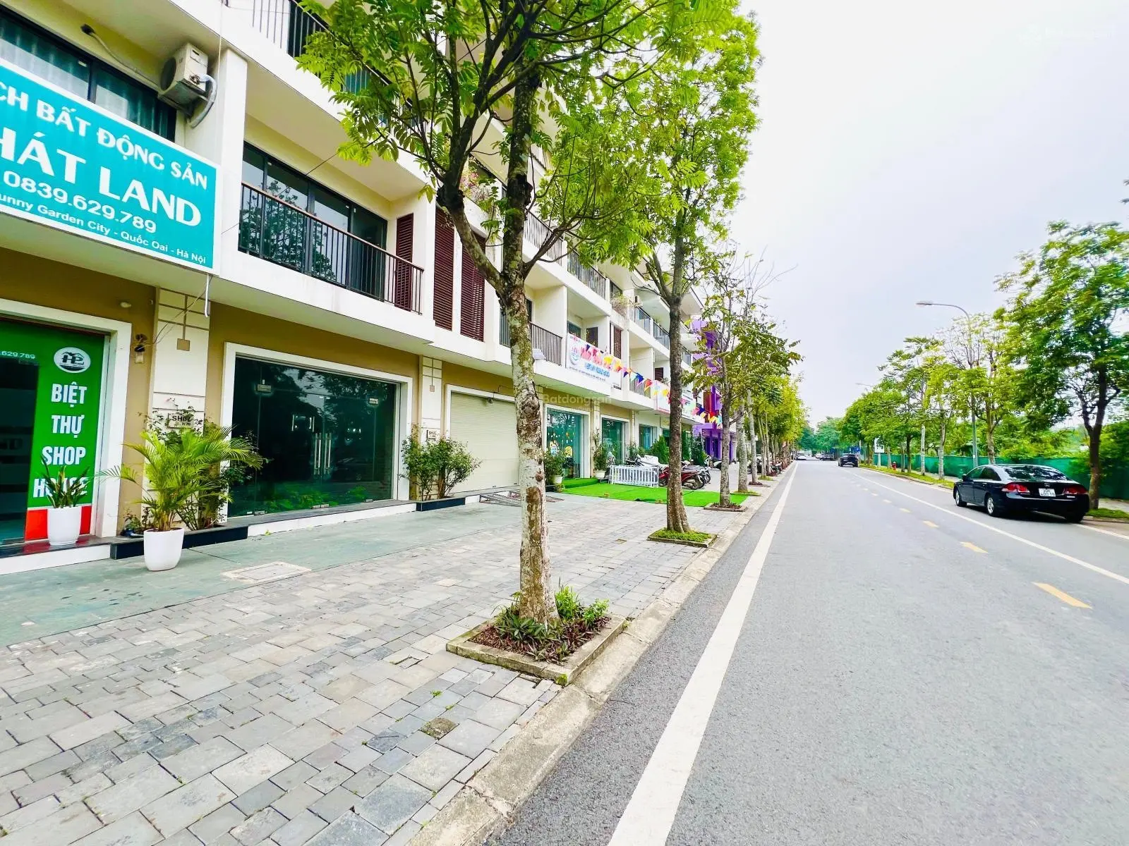 Bán căn shophouse 100m2. Đường to 15m view trường học. LH 0962 204 ***