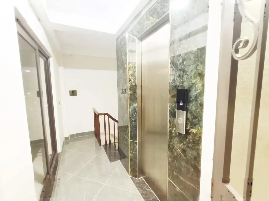 Bán nhà thái Hà 39 m 6 T MT 6m giá 13 tỷ.nhà mới, vị trí đẹp, thang máy , gần phố. Ôtô đỗ cổng.