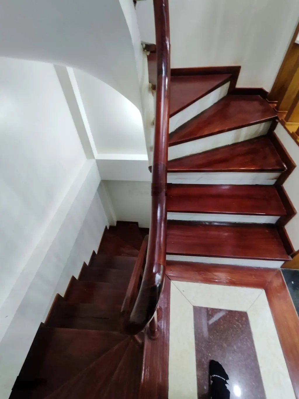 Bán nhà riêng cầu diễn Bắc từ liêm,tặng nội thất,Oto,giá thấp nhất khu vực