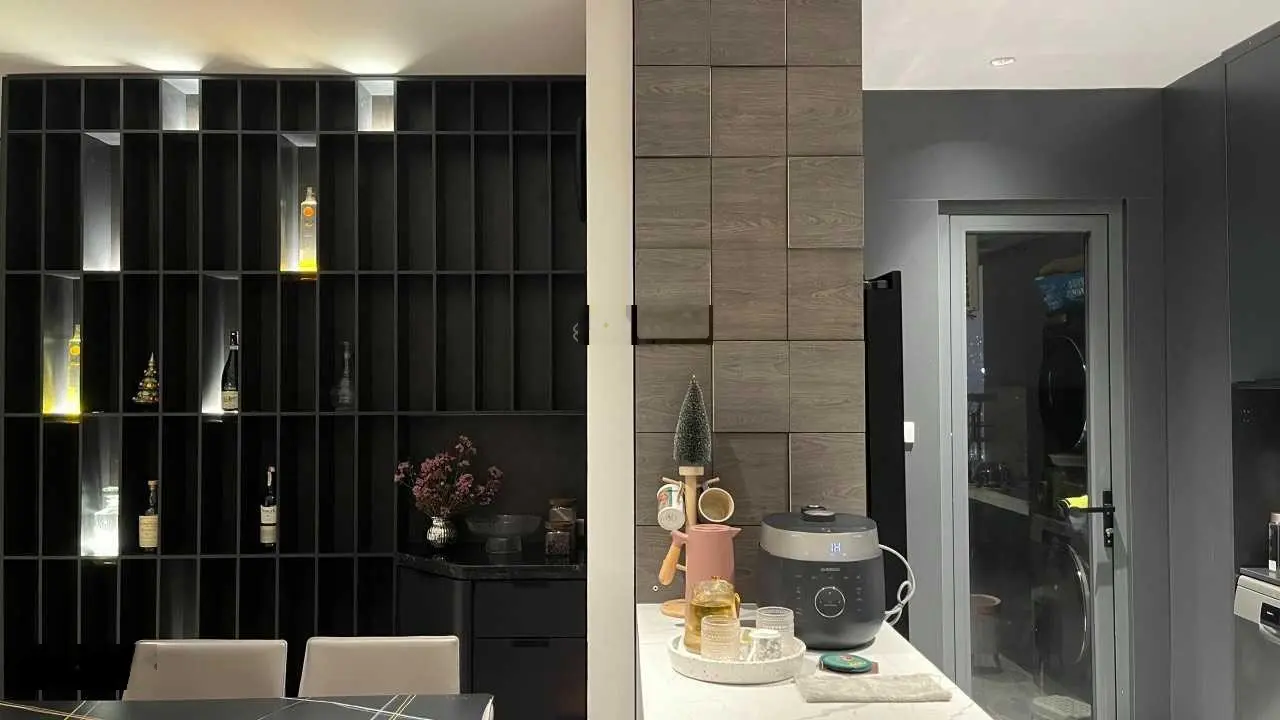 Chính chủ bán căn hộ Vimeco Nguyễn Chánh, 140m2, 3 ngủ 3 vệ sinh, nhà mới đẹp rất có lộc