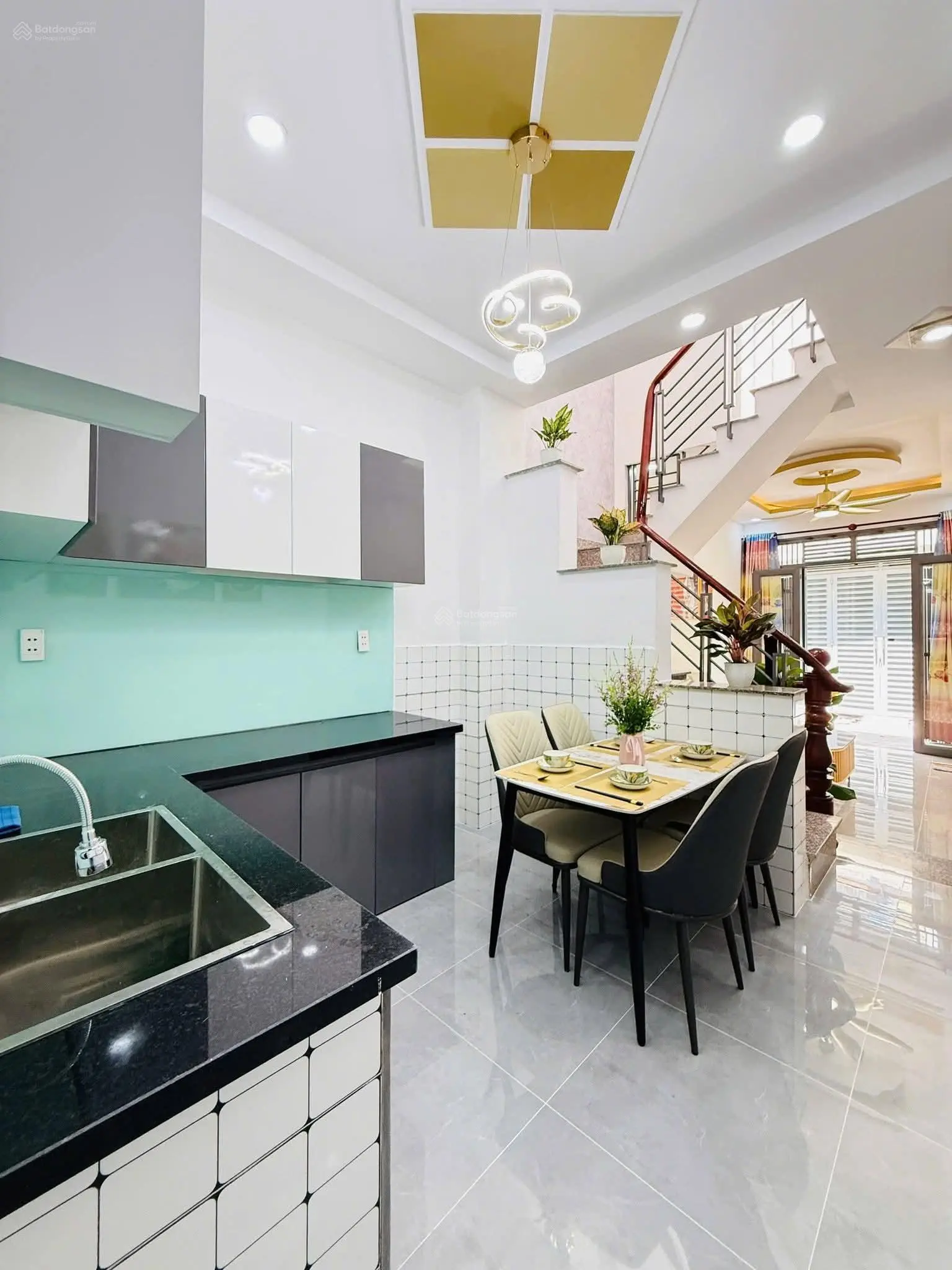 MỘT EM MINI HOUSE FULL OPTION Sát Bên Nhà Ga T3 Và Siêu Thị Emart