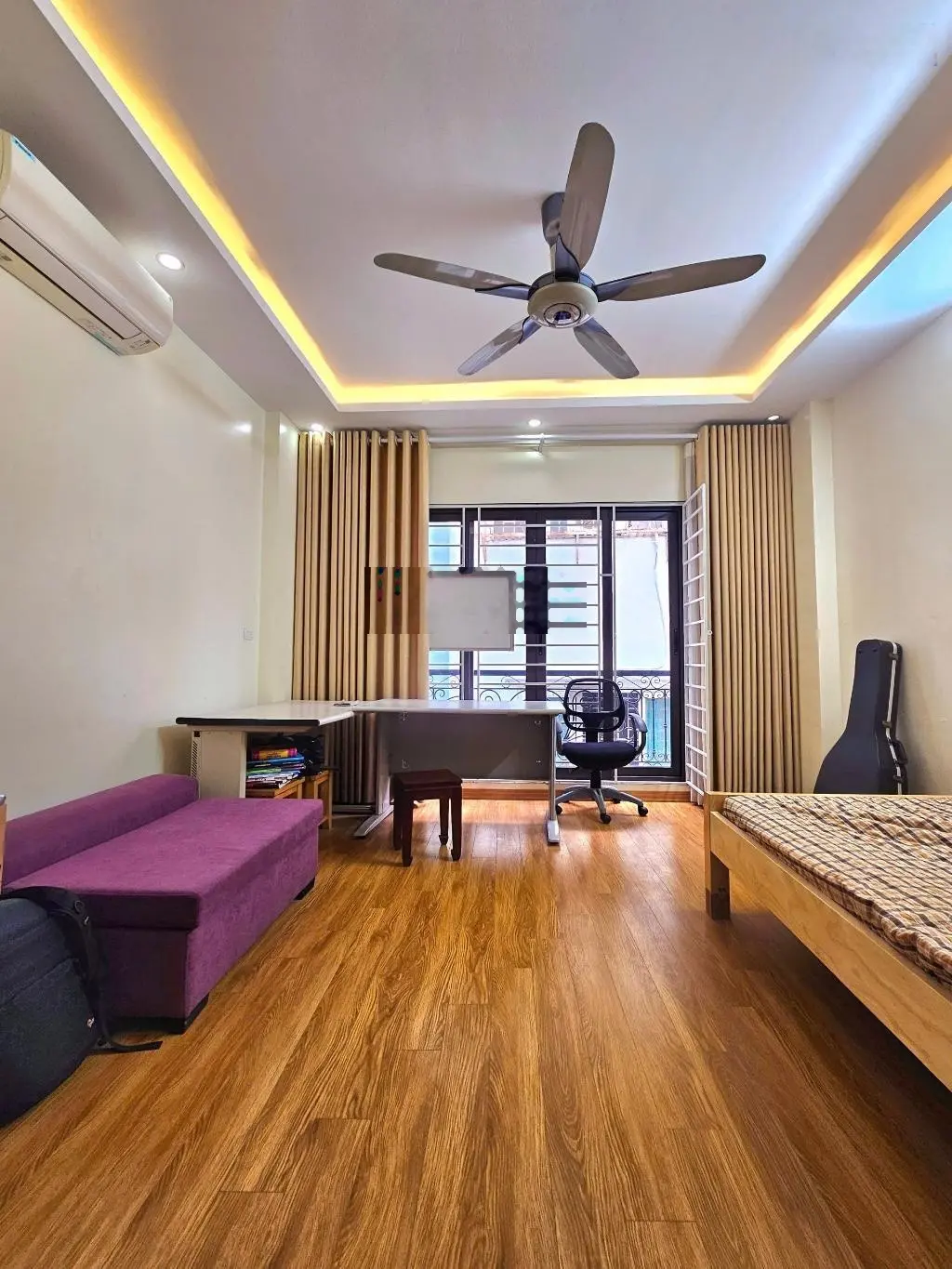 Bán nhà Lê Thanh Nghị - Lô góc, gần các trường đại học lớn - 50m2 - trước nhà 4m - nhỉnh 11 tỷ