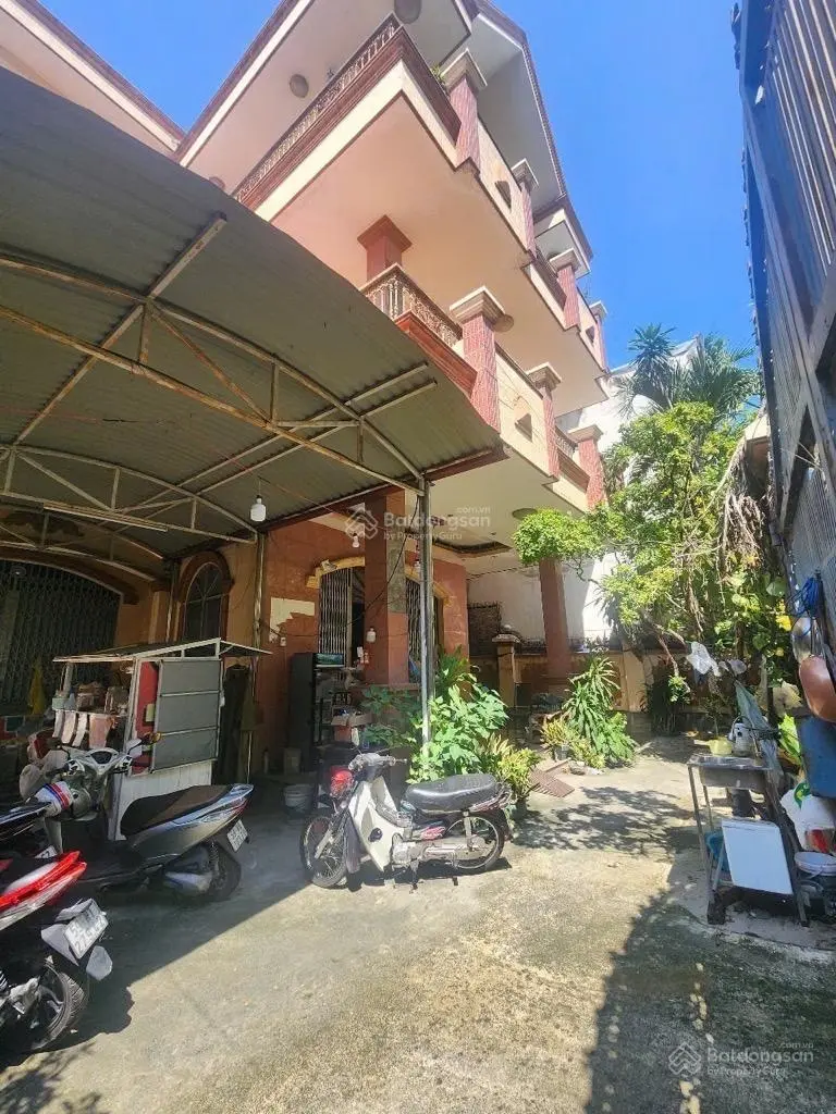 Lãi ngay khi mua - gần 270m2 (14x19m) 4 tầng HXH 5m ngay BX Miền Đông - chỉ 24,x tỷ