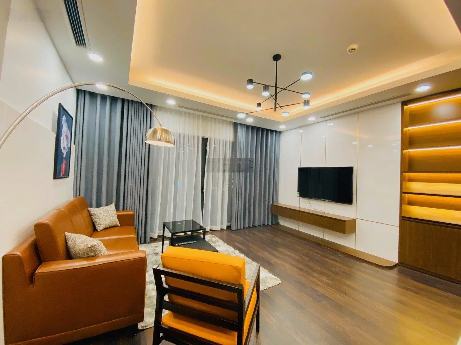 Siêu phẩm tại Five Star Kim Giang, 4,9 tỷ, 78m2, 2N2VS, tầng trung, ban công Nam. LH 0866 839 ***