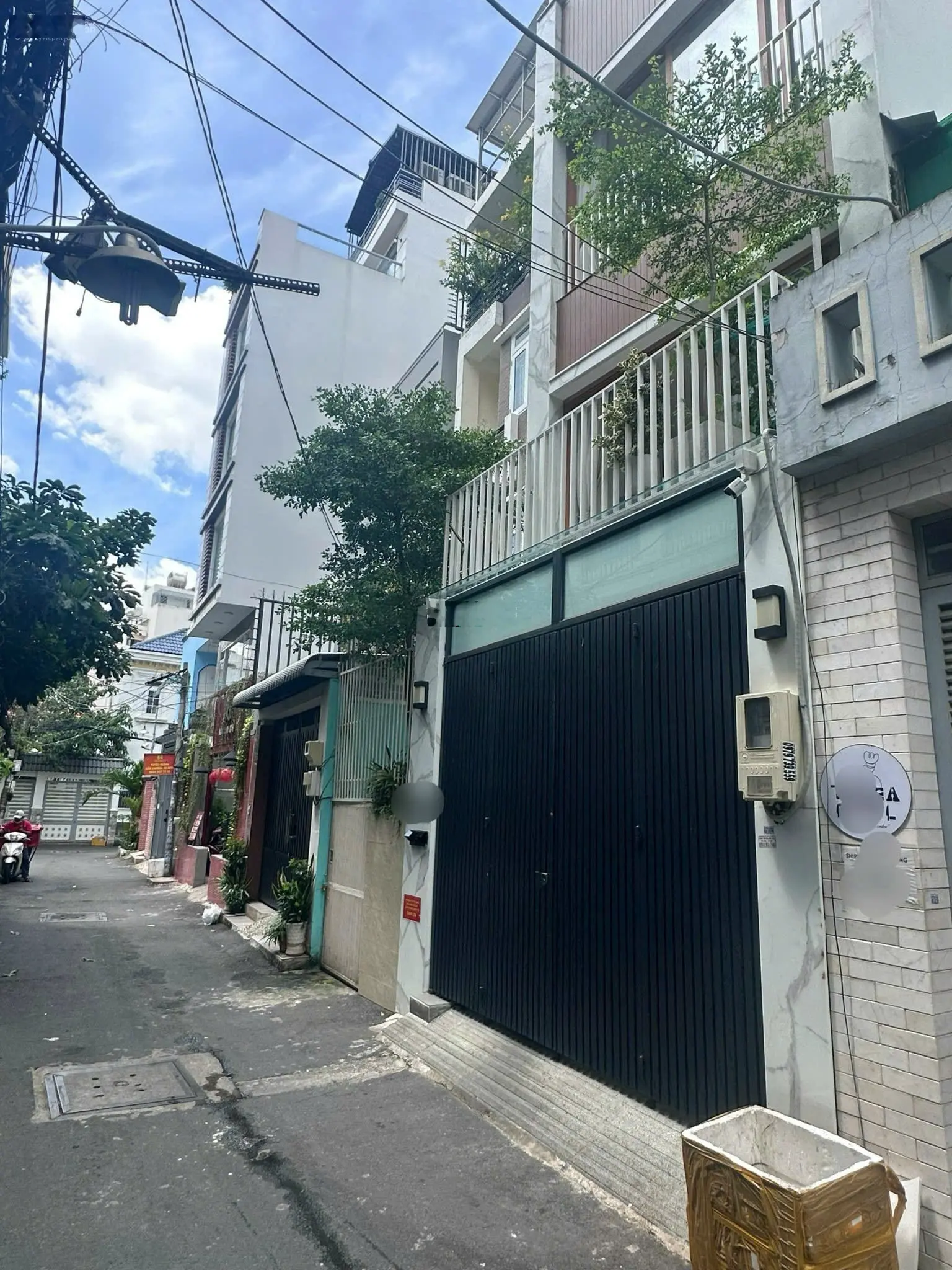 Bán nhà nở hậu 4.1m HXH khu cao tầng ngay trung tâm Hoàng Hoa Thám P7 Bình Thạnh
