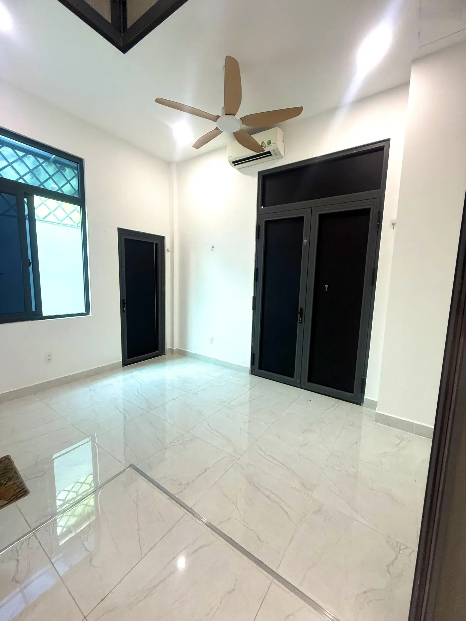 Căn góc 2 mặt tiền 4,58 tỷ rẻ - vị trí đẹp nhất khu Thắng Lợi Central Hill