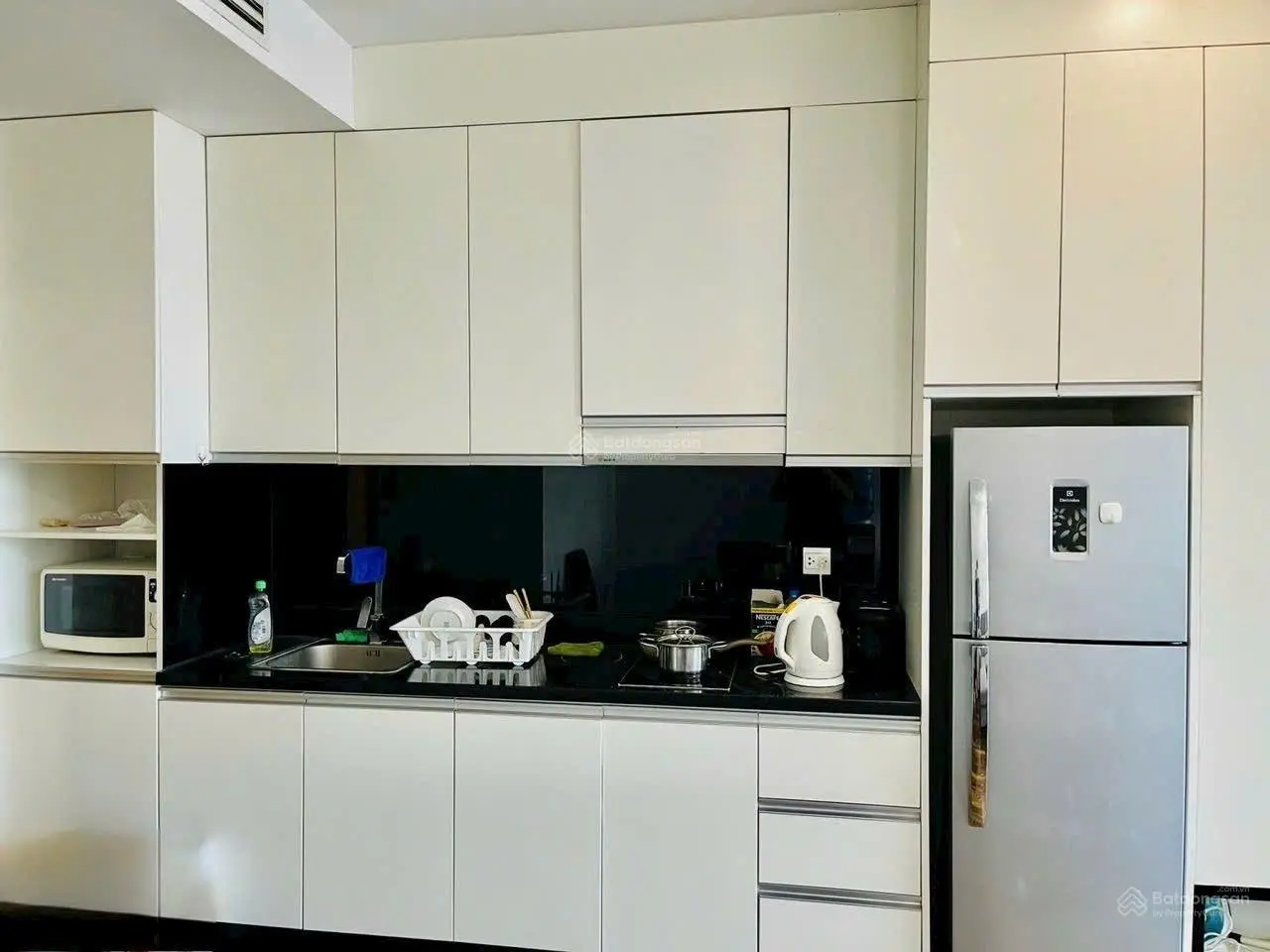 Bán căn hộ Studio 45m2 Lancaster Núi Trúc 5.1 tỷ full đồ sổ lâu dài trung tâm Hà Nội 0966 849 ***