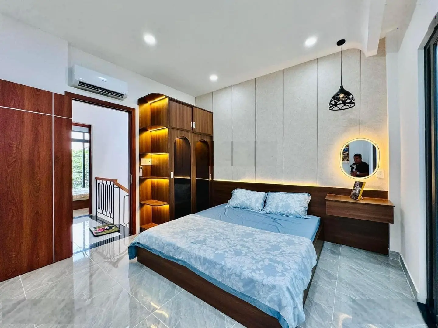 Cần Bán Nhà Mặt Tiền Đường Trần Hưng Đạo (1trệt1 lầu,giá 980 triệu) Dĩ An Ngay Ga Dĩ An Sổ Hồng Sẵn