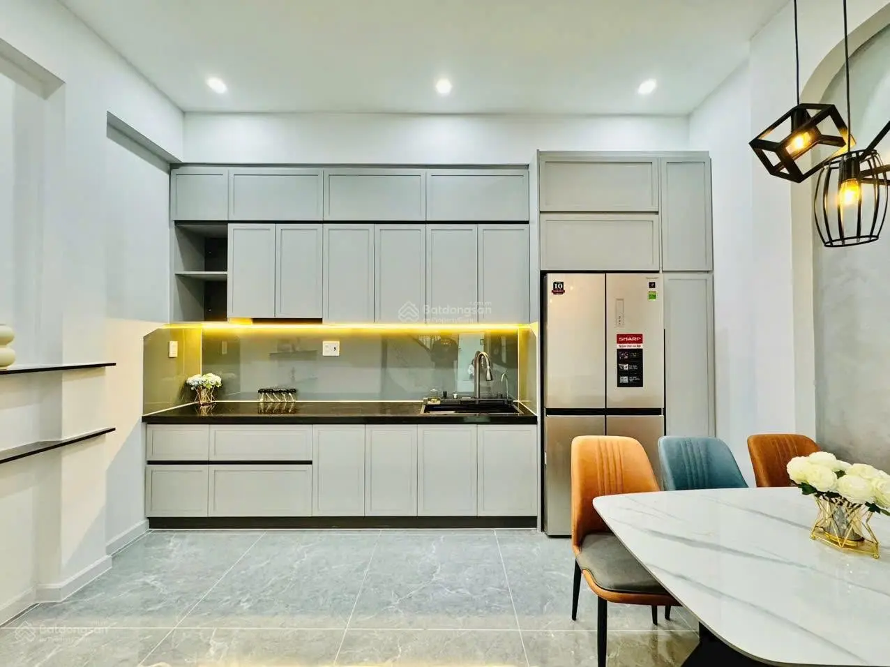 Nhà 4 tầng 46.4m2 đúc BTCT hẻm thông đường Đinh Bộ Lĩnh, P. 26, giá chỉ 6.95 tỷ