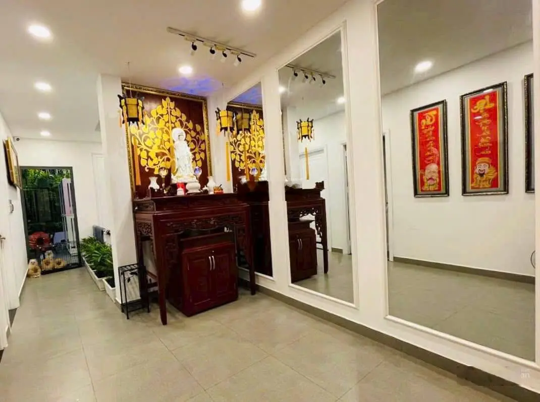 Bán nhà HXH Lý Thường Kiệt tặng full nội thất như hình DT 5x 22 chỉ nhỉnh 16 tỷ