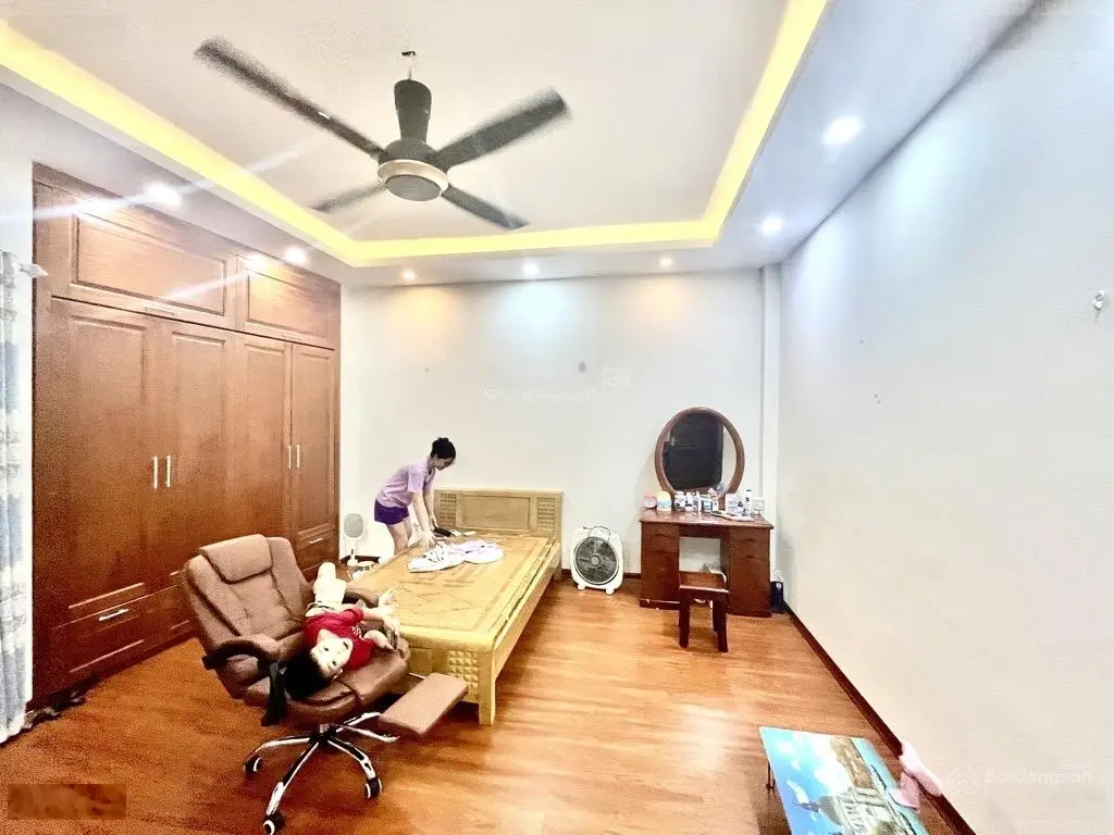 Bán nhà lô góc bưu điện hà đông, ô tô, kinh doanh đa dạng, 50m2, ở ngay, chỉ 9 tỷ