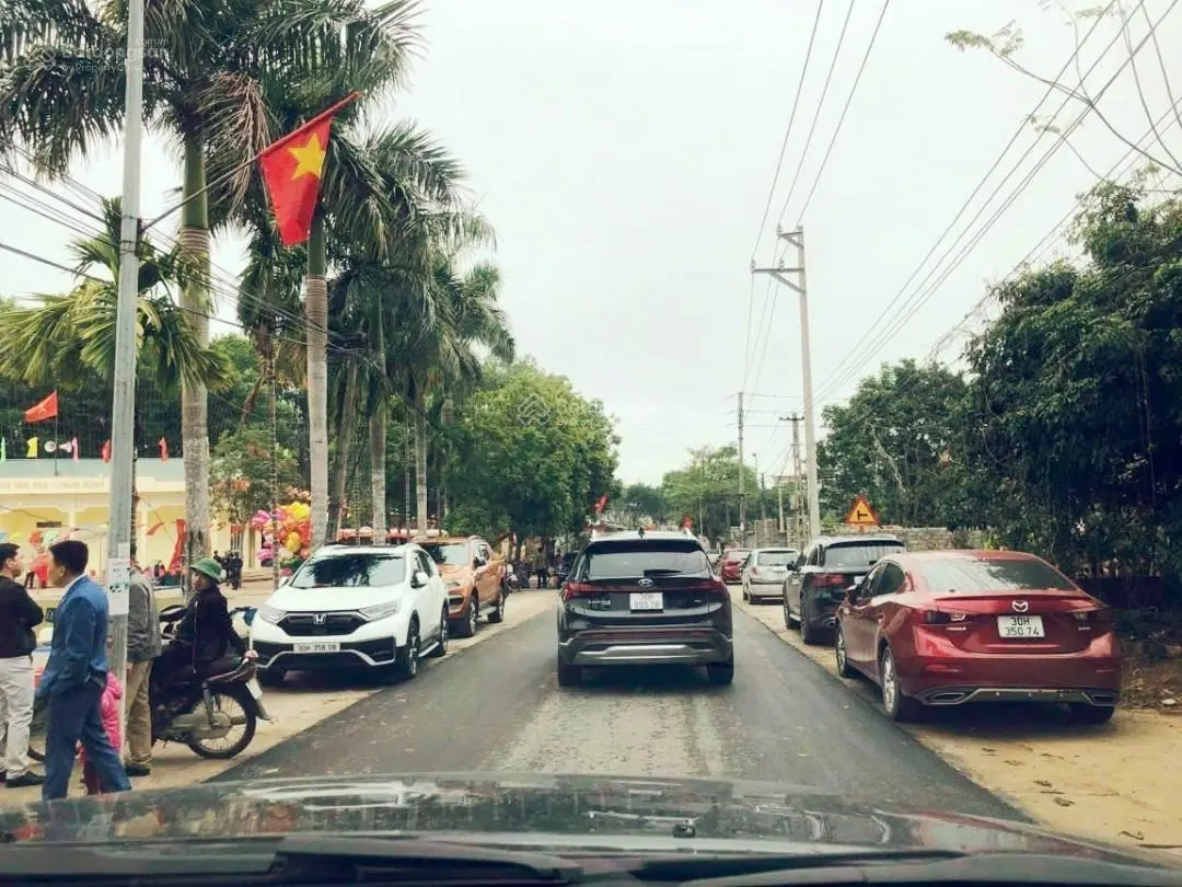 Bán 62,4m2 đất thổ cư hai mặt tiền tại Hòa Lạc