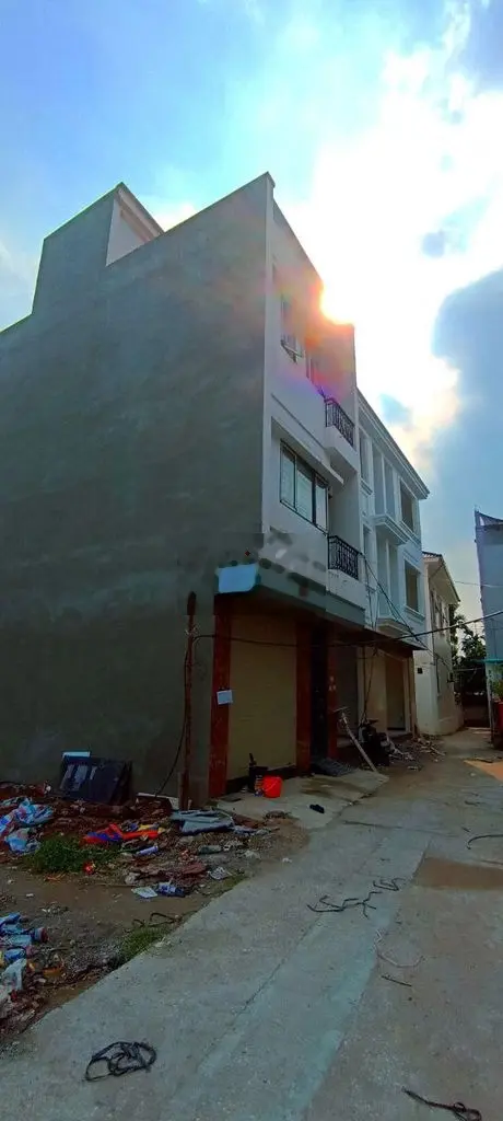 Nhà độc lập 55m2, Oto vào nhà, giá chỉ có 3.4 tỷ, ra Tố Hữu 10 phút