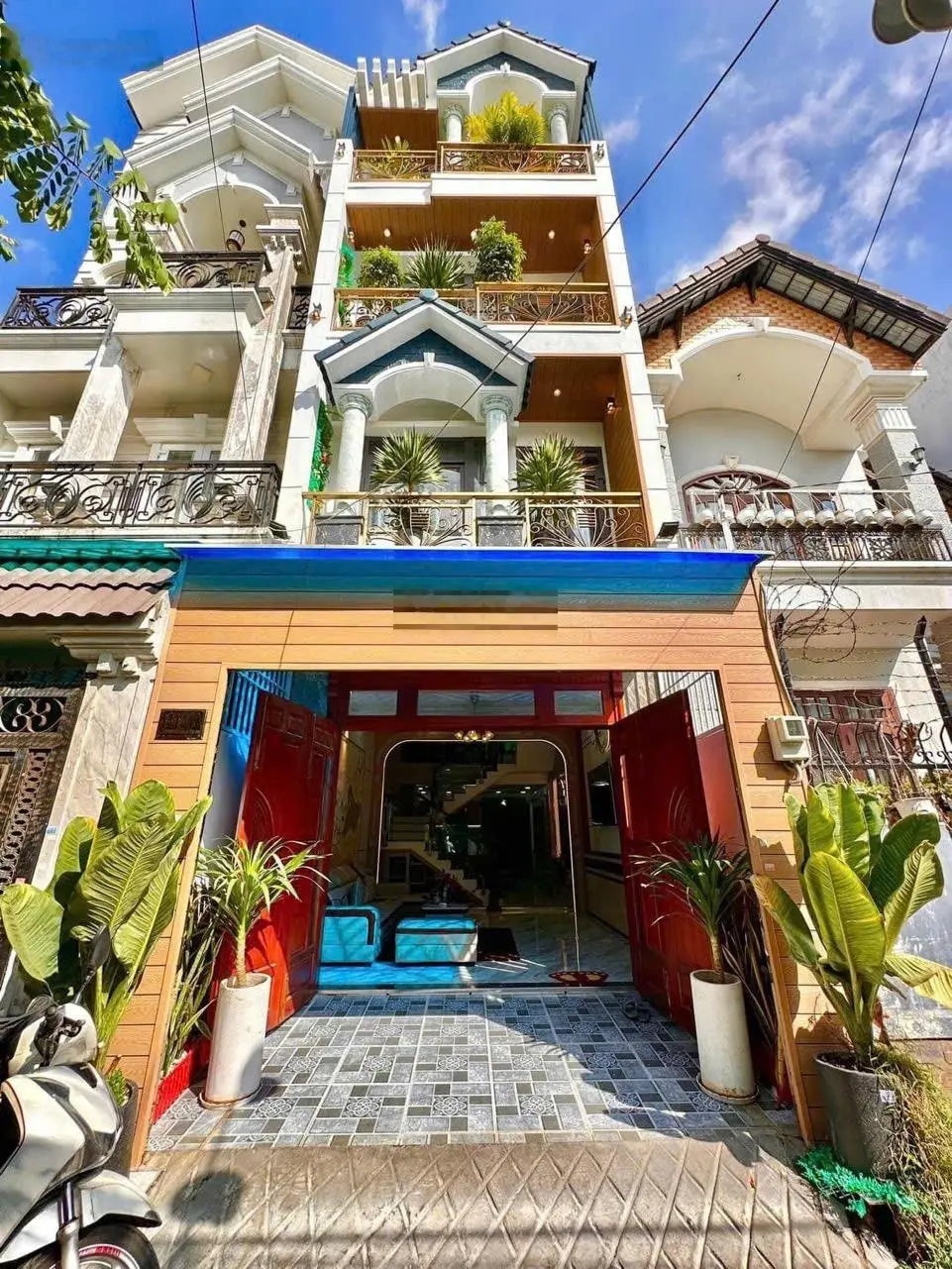 Cô Thùy cần bán gấp nhà đẹp ở Lữ Gia - Q11. Đang cho thuê 32tr. Gần đại học Bách Khoa. 93m2