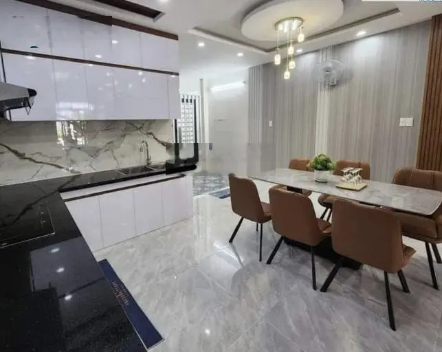 Chính chủ bán gấp nhà Nguyễn Gia Trí, p 25, Bình Thạnh. Giá 2,47 tỷ. Shr, pháp lí chuẩn