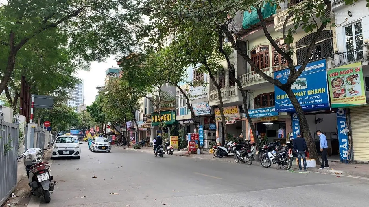 Bán nhà mặt phố Ngô Gia Khảm, Long Biên, kinh doanh sầm uất, 115m2, 4 tầng, lô góc. Giá 24tỷ. Hiếm