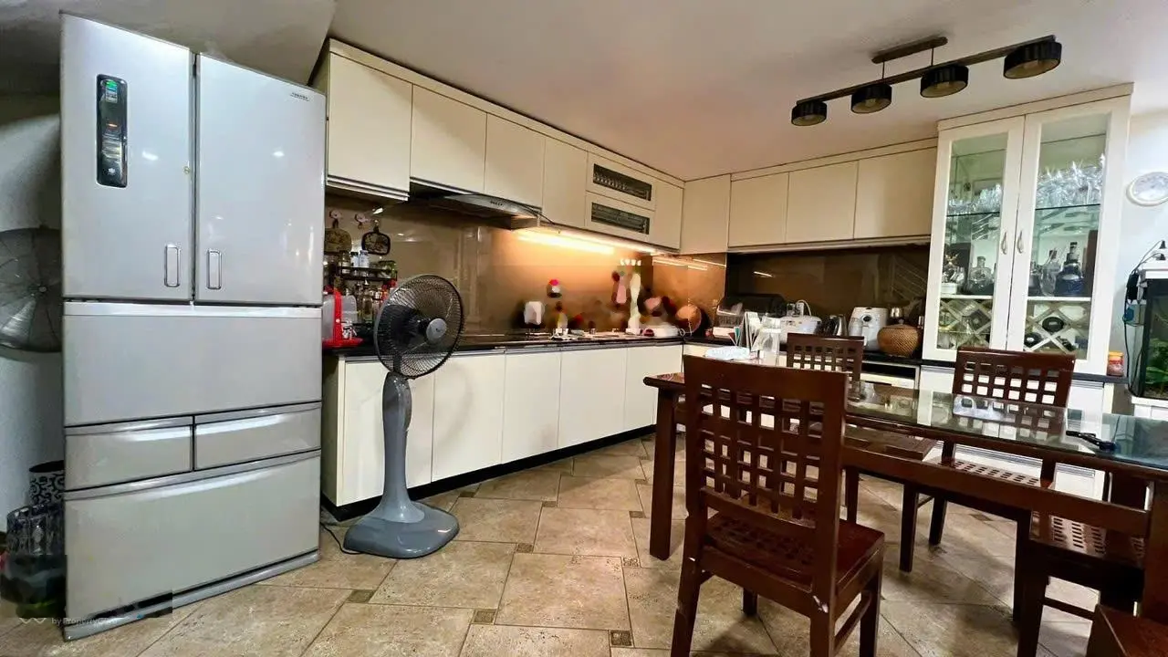 Siêu Đẹp!view Hồ Tây cần bàn nhà mặt ngõ ôtô tránh,kinh doanh,2 thoáng Phố Trích Sài DT 46M X 5Tầng