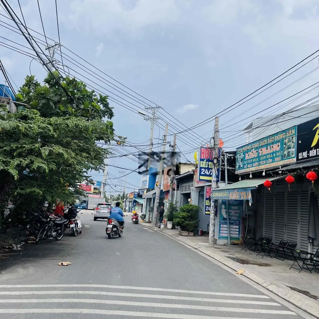 Bán lổ 1200 m2 đường Huỳnh Thị Na, Hóc Môn