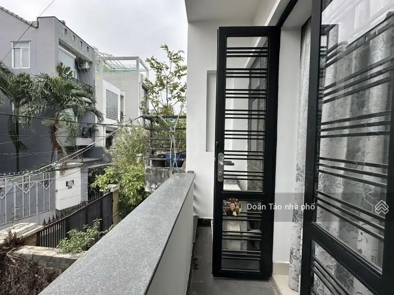 Bán nhà 4 tầng Lê Quang Định, Bình Thạnh - hẻm trải nhựa, ô tô tránh khu nhà đẹp cao tầng - 75m2