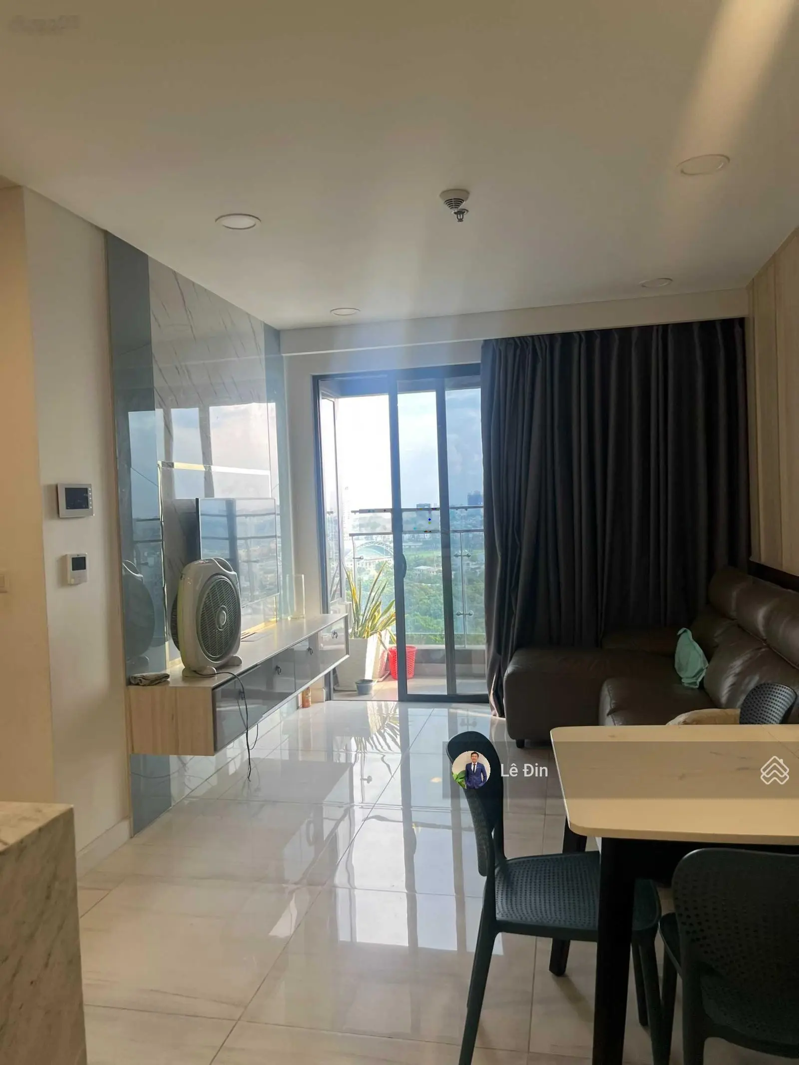 Chủ kẹt tiền cần bán lỗ căn hộ Kingdom101, 73m2, full nội thất giá siêu rẻ. LH: 0907 582 *** - Mr Đin