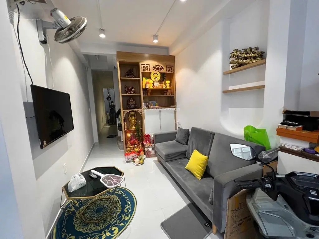 Bán nhà Vĩnh Hội Quận 4 - hẻm ôtô - 4 tỷ nhỉnh - 5 Tầng - 36m2 - khu dân trí cao an ninh